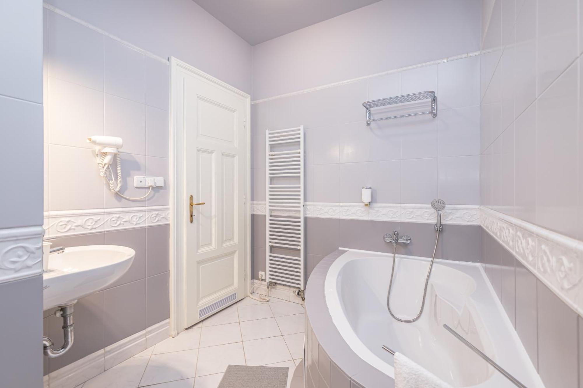 Apartament Veliant *
